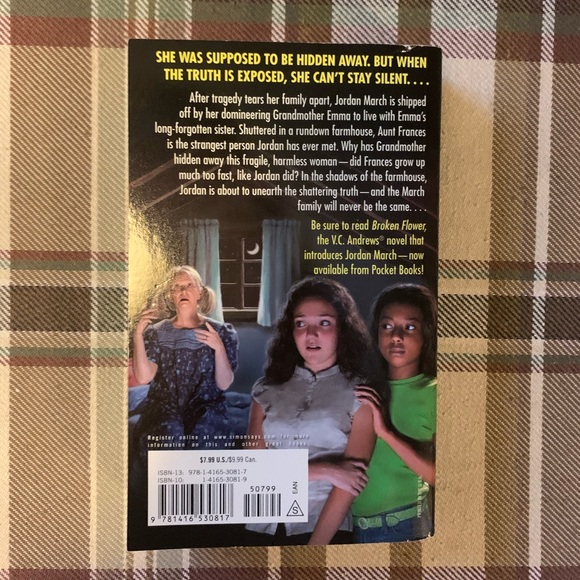 V. C. Andrews 2 book bundle - Picture 9 of 9